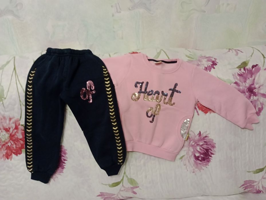 Костюм на флісі на дівчинку 2-3 роки