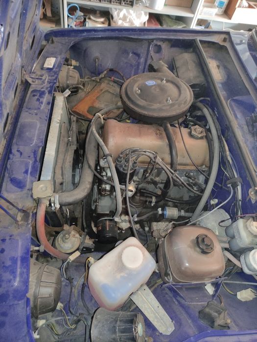 автомобіль ВАЗ 2104