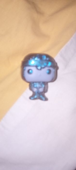 дастін,дастін з вивороту,макс червона,золотий гаррі потер