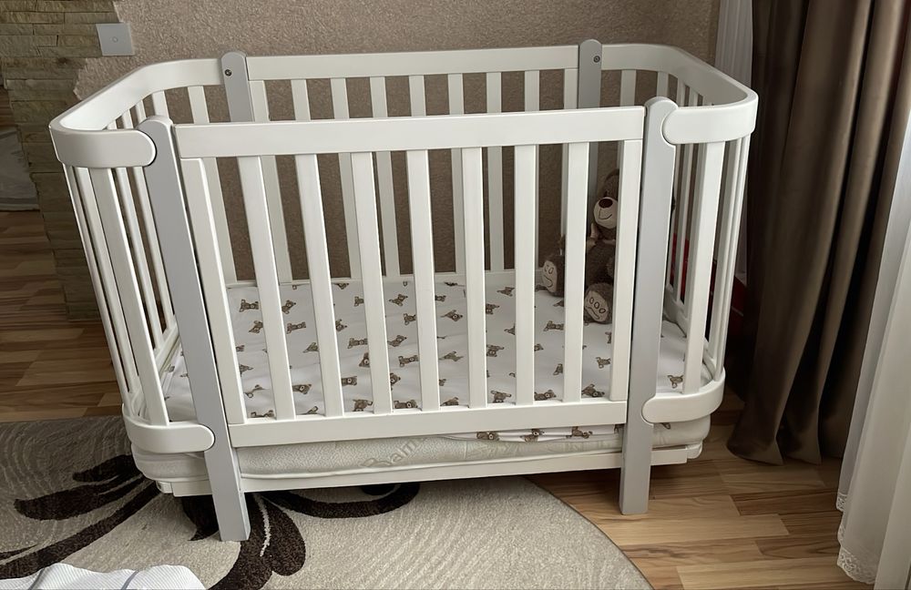 Дитяче ліжко Верес з маятником та матрацом