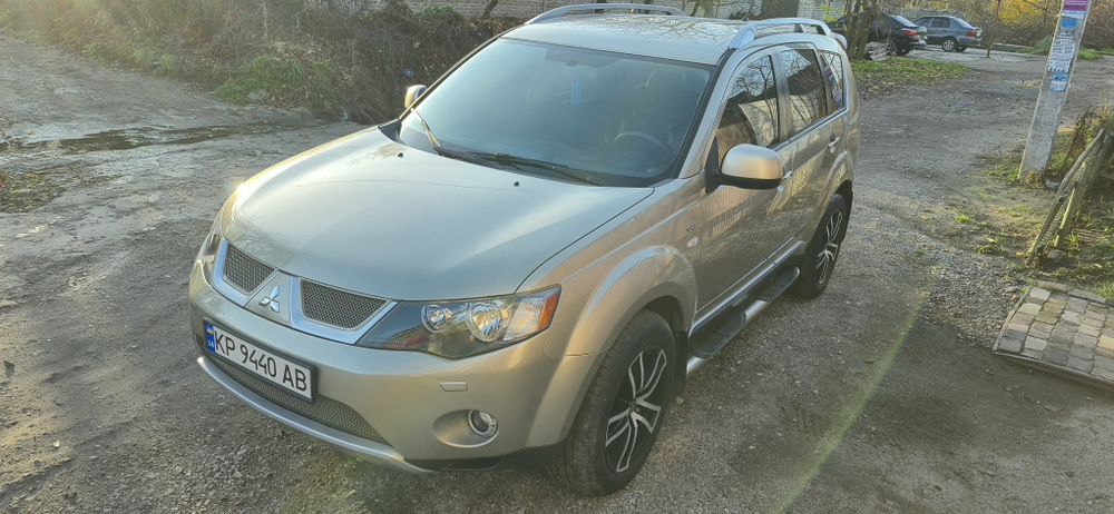 Mitsubishi Outlander XL 3.0