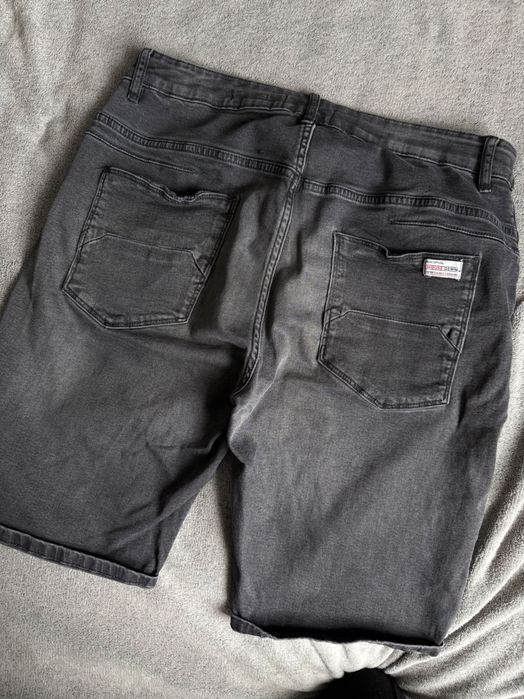 Чоловічі джинсові шорти House Denim — розмір 34