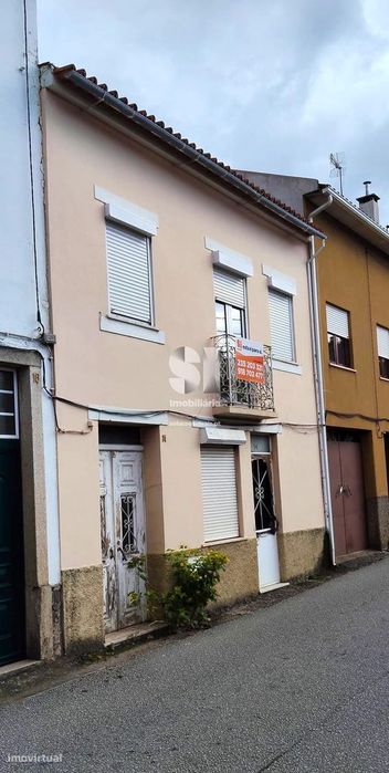 Moradia em Banda T3 duplex-Investi