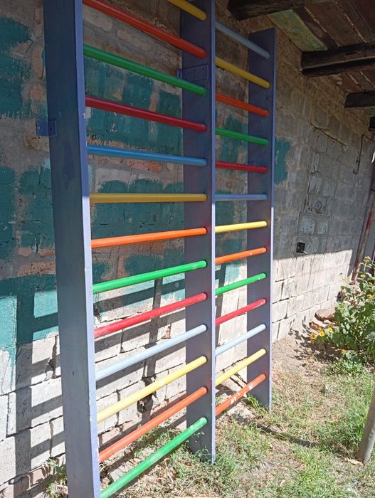 Шведская стенка для детей