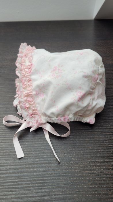Sukienka dla niemowląt z czapeczka + gratis