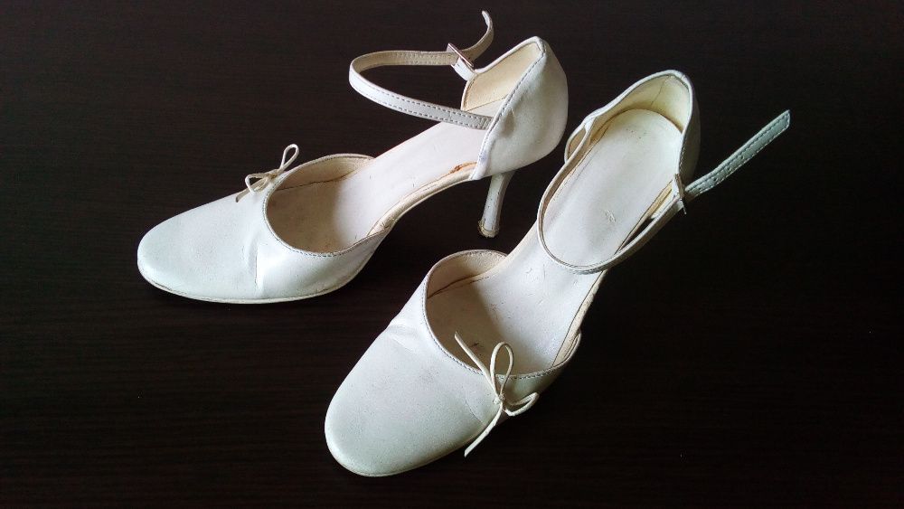 Buty ślubne białe, skóra, rozmiar 37