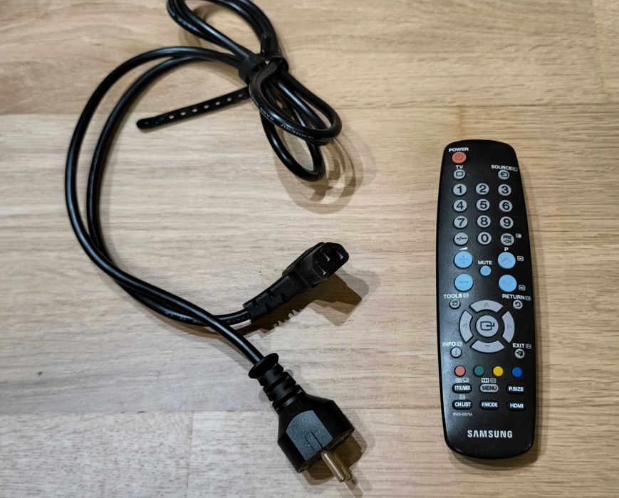 Телевізор на кухню Samsung 22