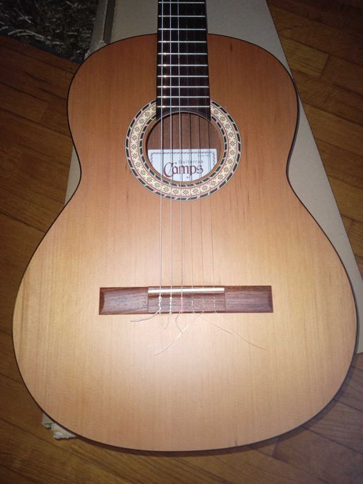 Guitarra clássica Son-Satin - Hermanos Camps