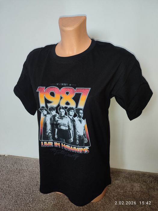 Czarny t-shirt stranger things 1987 Hopkins s