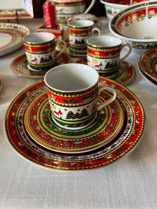 Різдв'яний японський сервіз Maebata