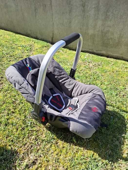 Carrinho de Bebé Pierre Cardin Metz Trio - usado bom estado