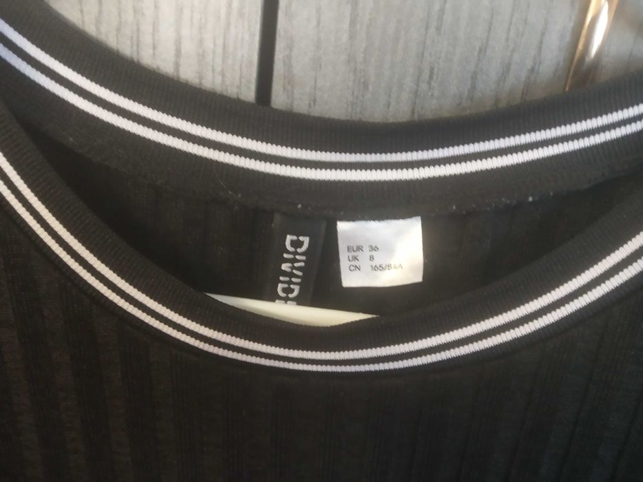 Sukienka czarna w prążki H&M  r.36