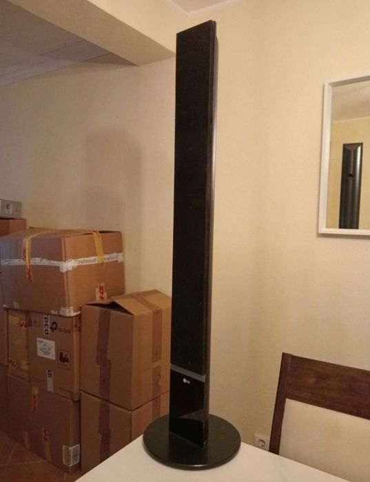 Coluna de sistema de som LG