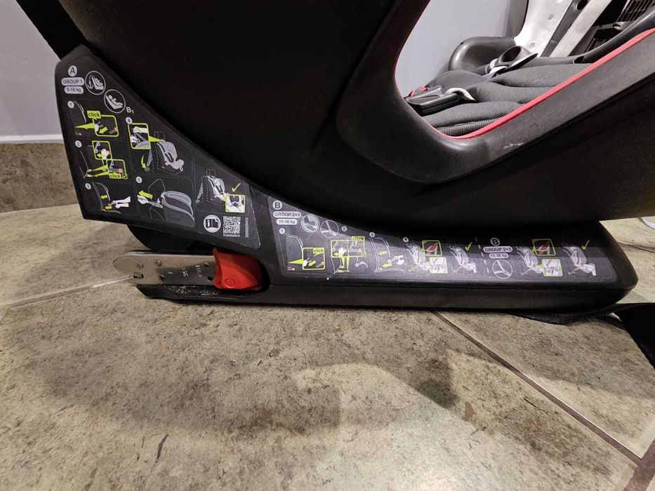 Britax Römer Advansafix IV Romer isofix