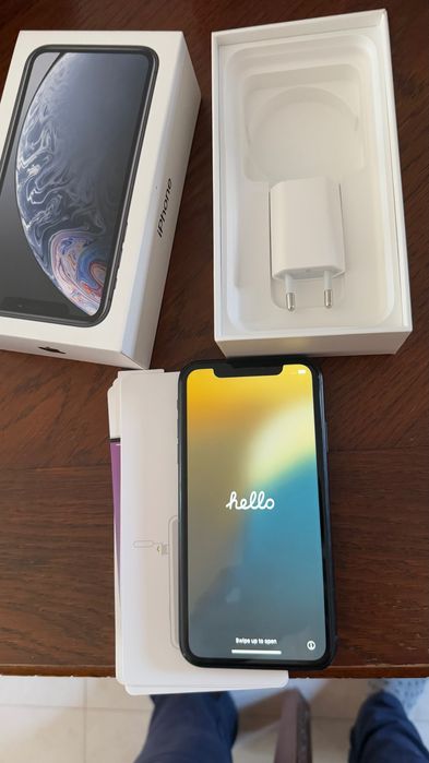 Telefon iPhone XR 64 Gb
