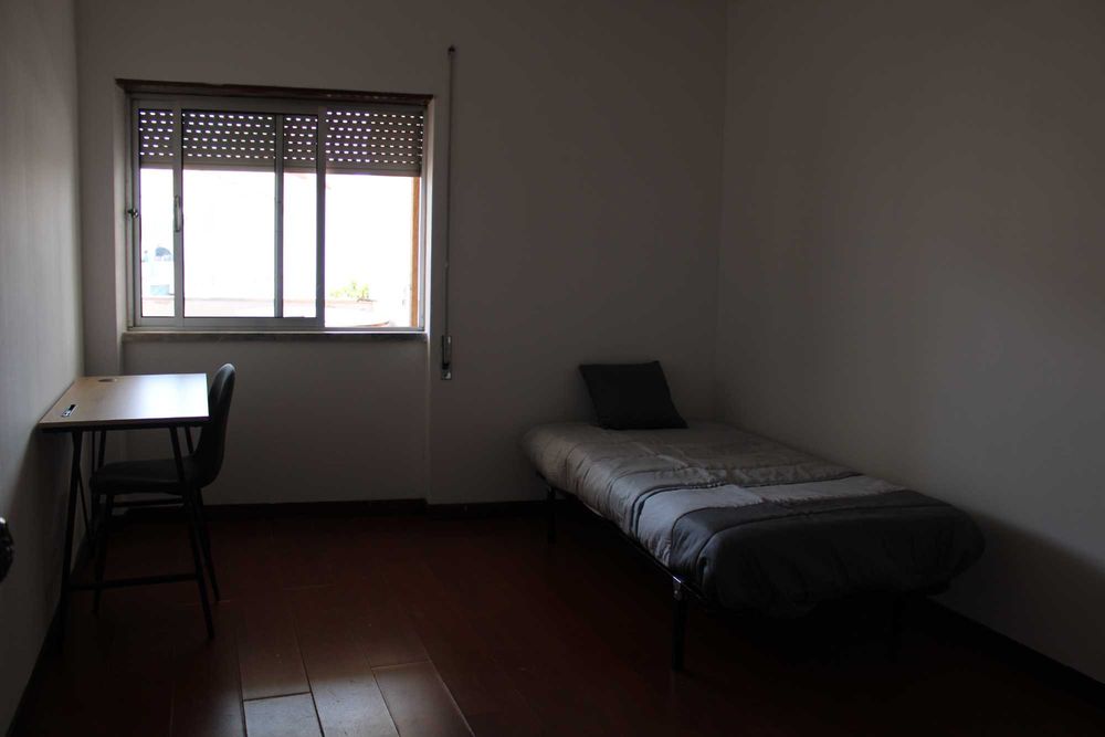 Quartos mobilados no centro de Castelo Branco | Despesas incluídas | Terraço privado | Limpeza | Ideal para estudantes e jovens profissionais