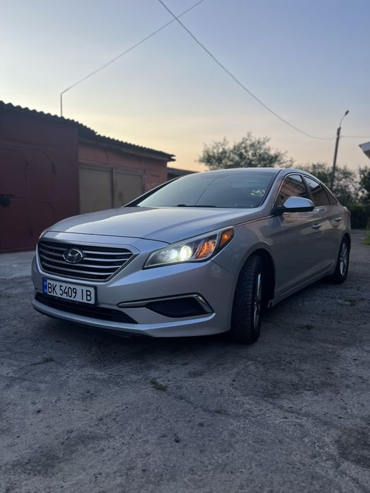 Легковий автомобіль Hyundai Sonata 2016 АКПП