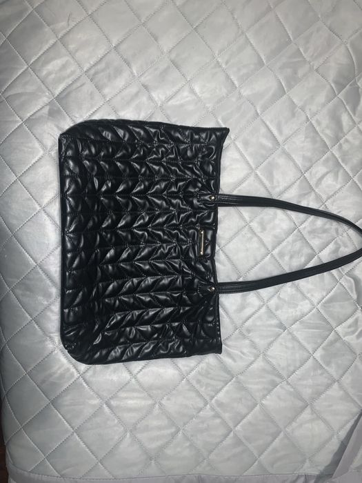 Vendo mala de senhora