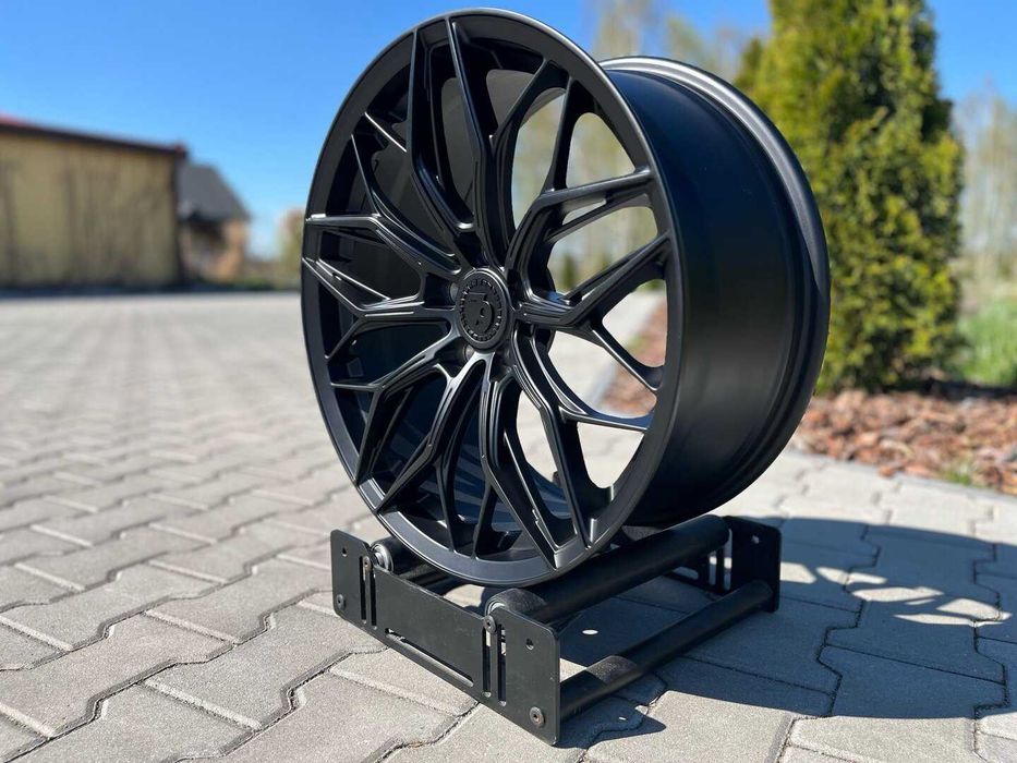 Felgi Seventy9 SCF-P 19" 8,5J ET40 5x114,3 Half Black Matt