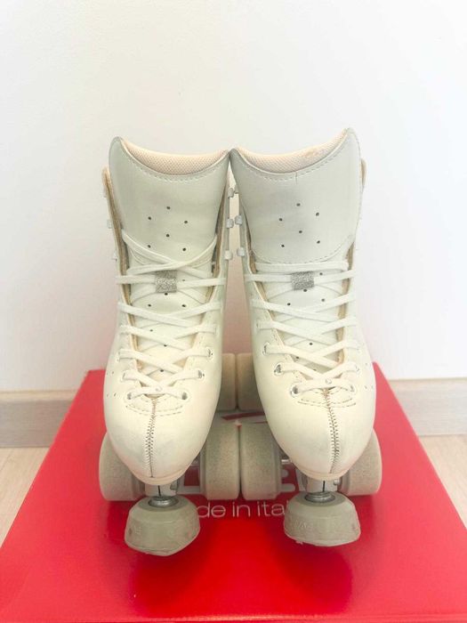 Patins para patinagem artística