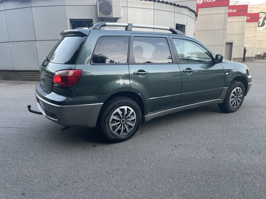 Outlander 2.0 бензин