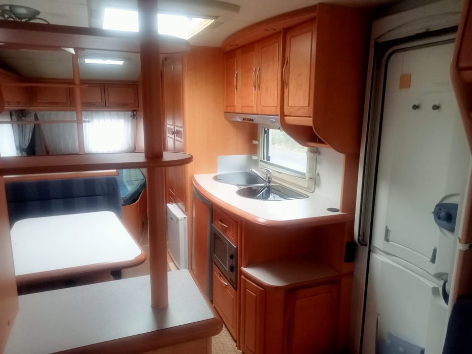 Caravana hobby 650 exclusive valor fixo