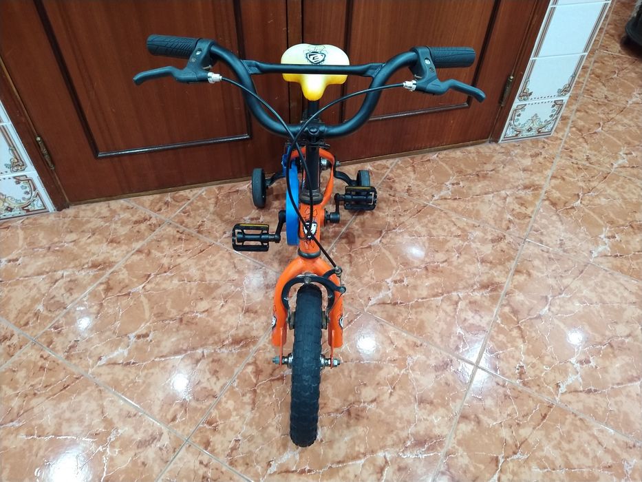 Bicicleta infantil roda 12" trotinete skate patins casa quarto apartamento vivenda escritório gabinete carro cozinha.