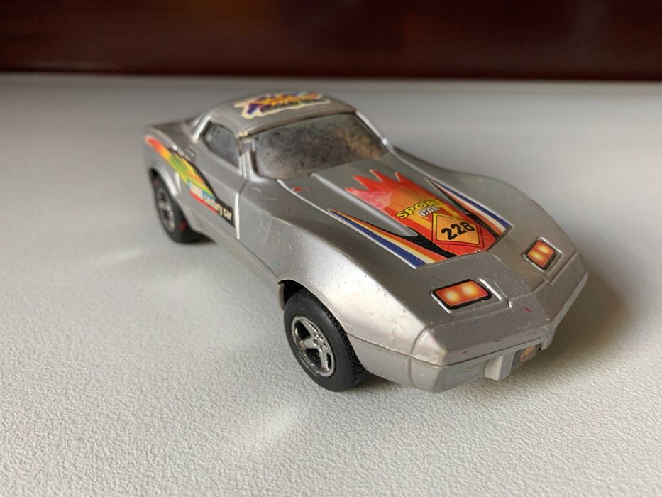 Brinquedo  Carro