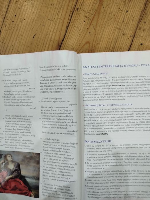 Podręcznik Ponad słowami zakres podstawowy i rozszerzony cz. 1 kl. 1