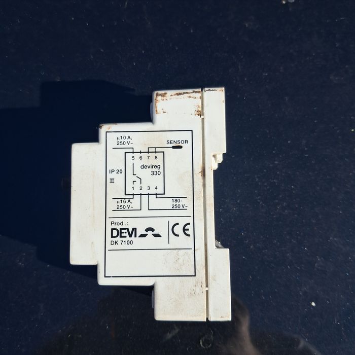 Терморегулятор DEVIreg™ 330, -10 – + 10