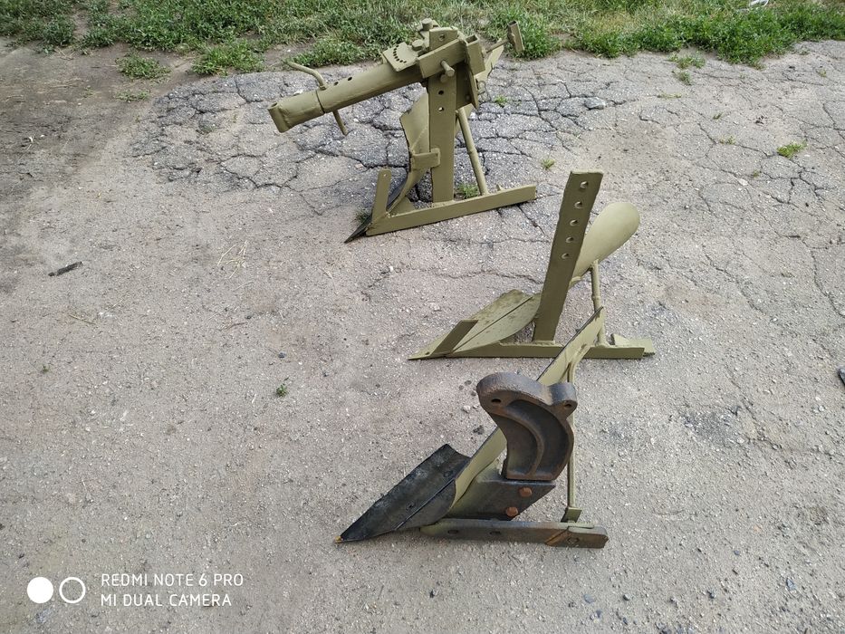 Плуг до мотоблока з вільною сцепкою