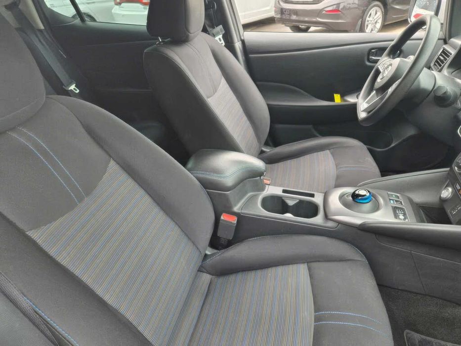 Nissan Leaf Plus      2023
