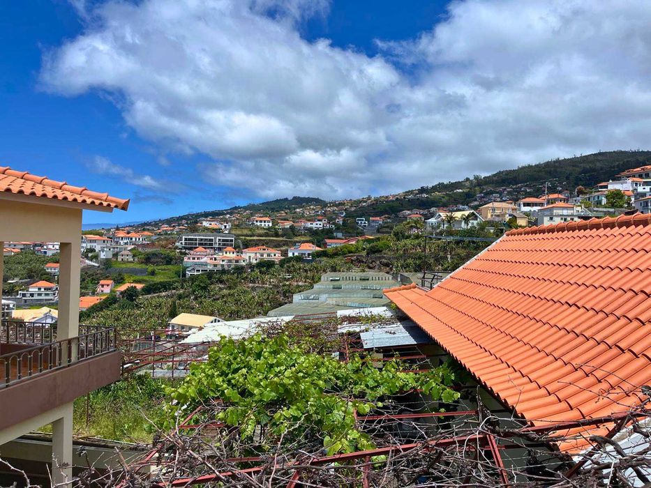 Moradia T2 para arrendamento em Estrada Caminho Lombo do Salão, Calheta