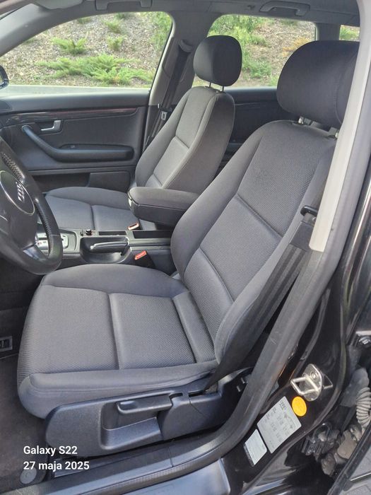 Sprzedam Audi A4 B6/przebieg tylko 132000/jeden właściciel/2.4 benzyna