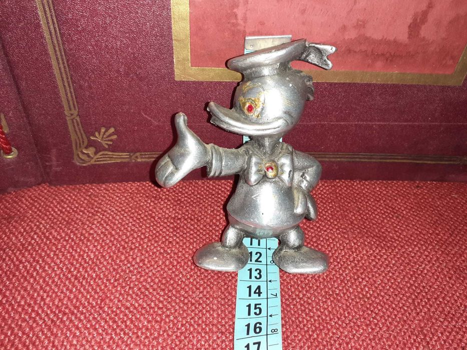 Pato Donald em Estanho
