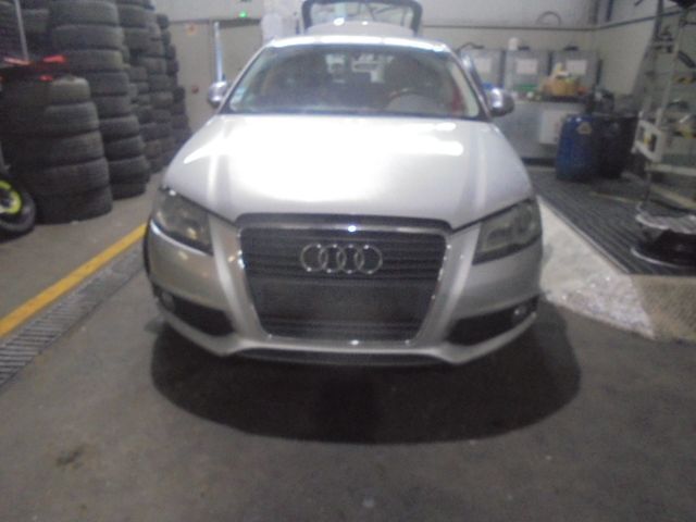 Carro  MOT: BKC  BLS  CXVEL: JCR, KBL, LHLUB, MDZ AUDI A3 2009 1.9TDI 105CV 3P CINZA DIESEL