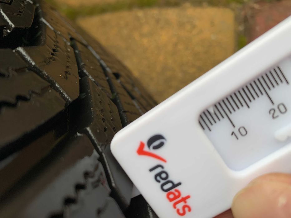 Koła zimowe 17' alufelgi +nowe opony zimowe Kuhmo 225/50 R17 a4b9 audi