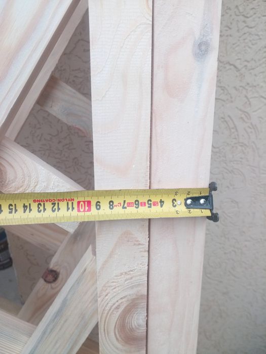 Пергола, розетка