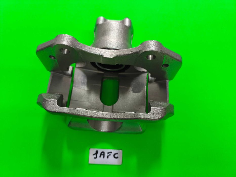 Pinça de travão trás parte frente Mitsubishi Canter Fuso 2011 a 2021 MK585112