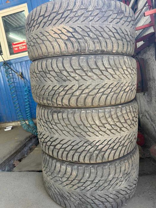 275/40/21 315/35/21 Nokian Hakkapeliitta R3 SUV