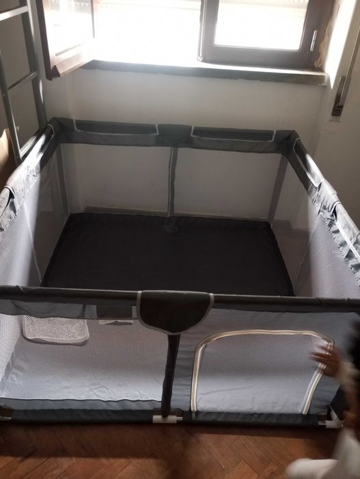 Cercadinho para bebé