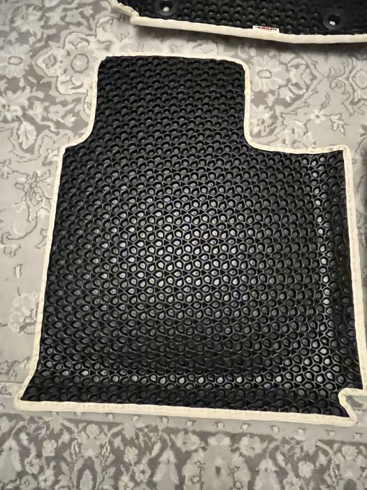 Dywaniki gumowe do MG HS Hybryd +