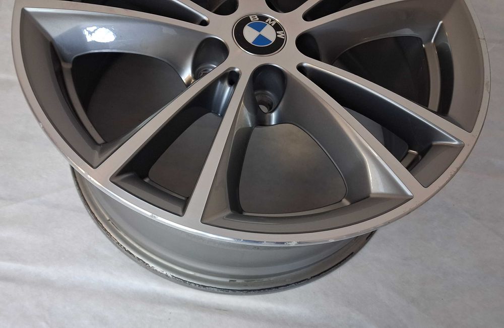 Felgi Alu. 4x Sztuki BMW Seria 5 G30/G31 17 7,5x17 5x112 ET27