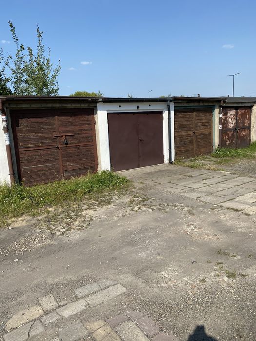 Sprzedam garaż na ulicy Budryka