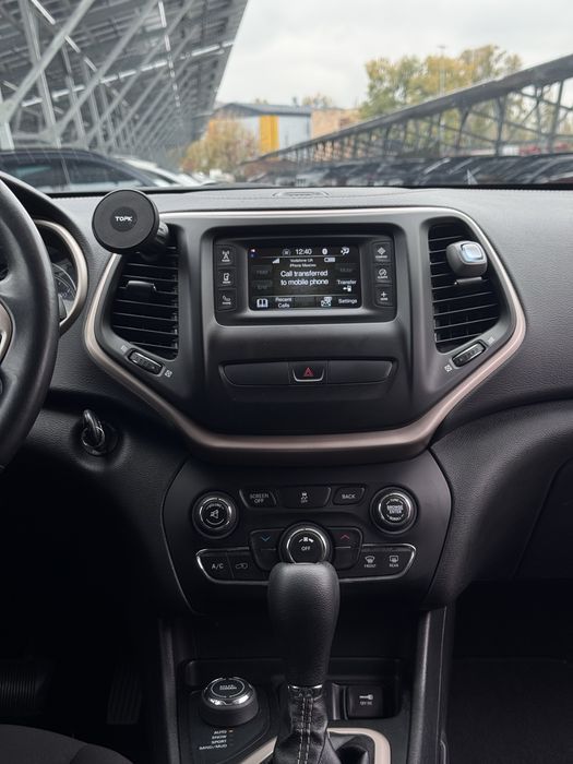 Jeep Cherokee 2015 рік