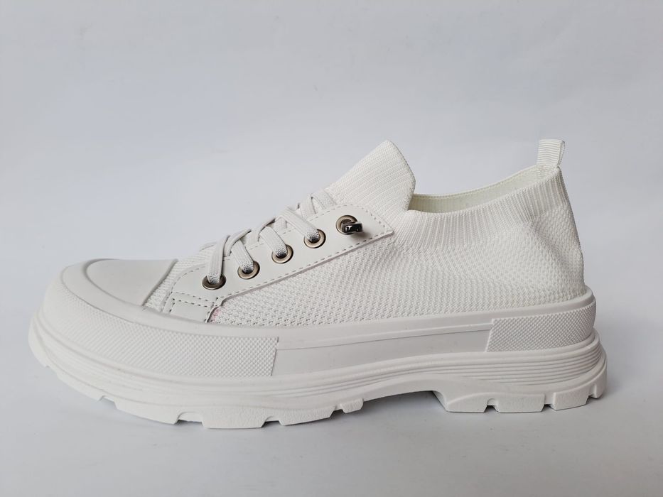 Trampki damskie, slip-on, obuwie sportowe, białe - rozmiar 39