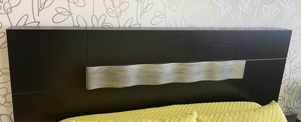 Cama casal preta/cinza prata