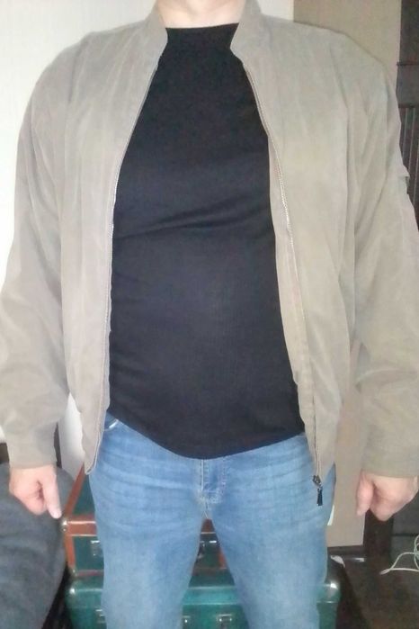 Куртки чоловічі демісезонні в гарному стані 52-54р,кожана 60р.