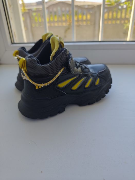 Демі черевики на хлопчика