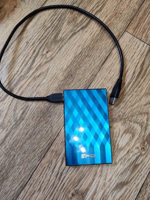 Внешний жесткий диск на 500ГБ